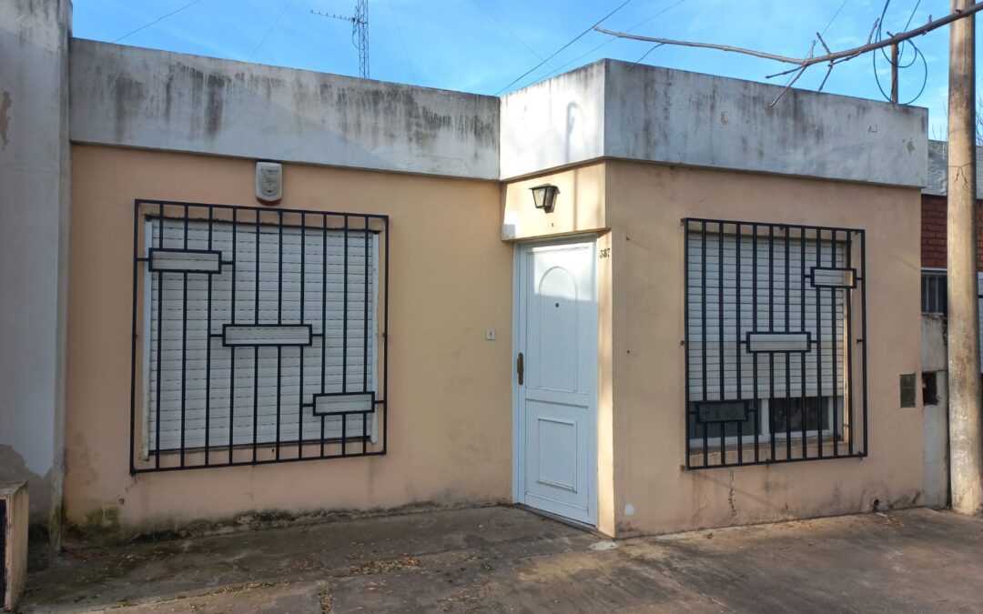 Casa 1 dormitorio Barrio 25 de Mayo