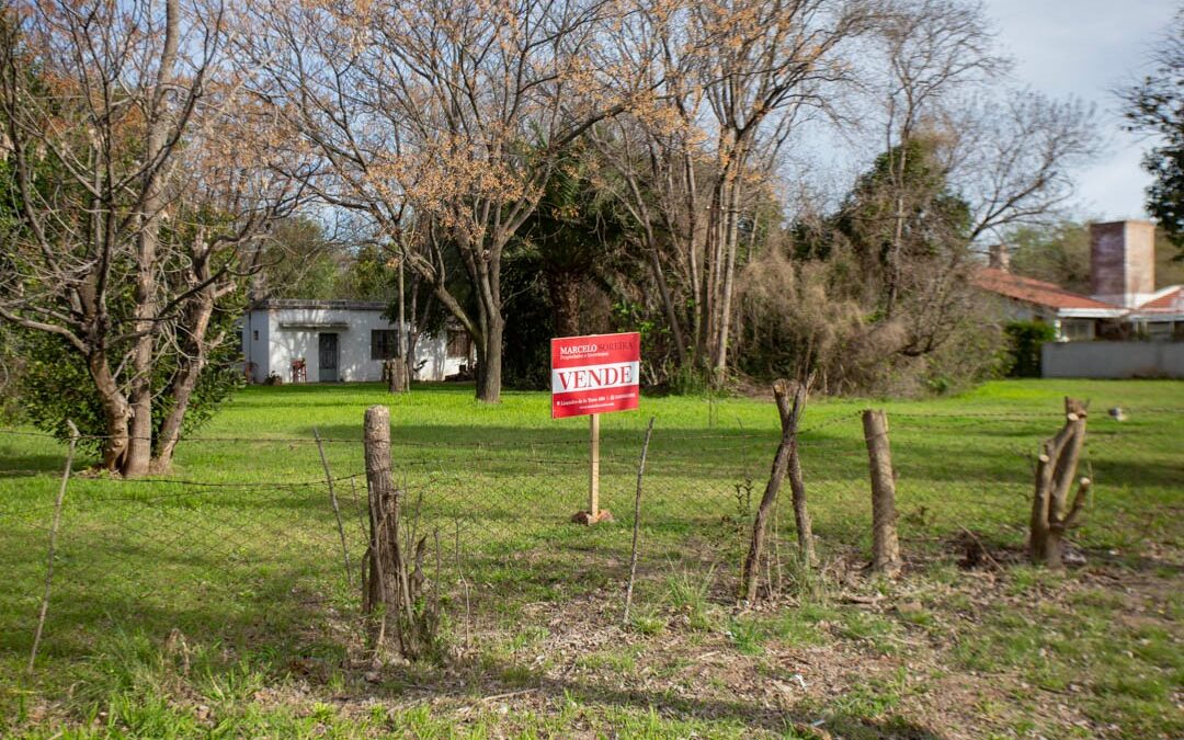 3 Lotes en Barrio Neumann – Superficies de 1.400 m²