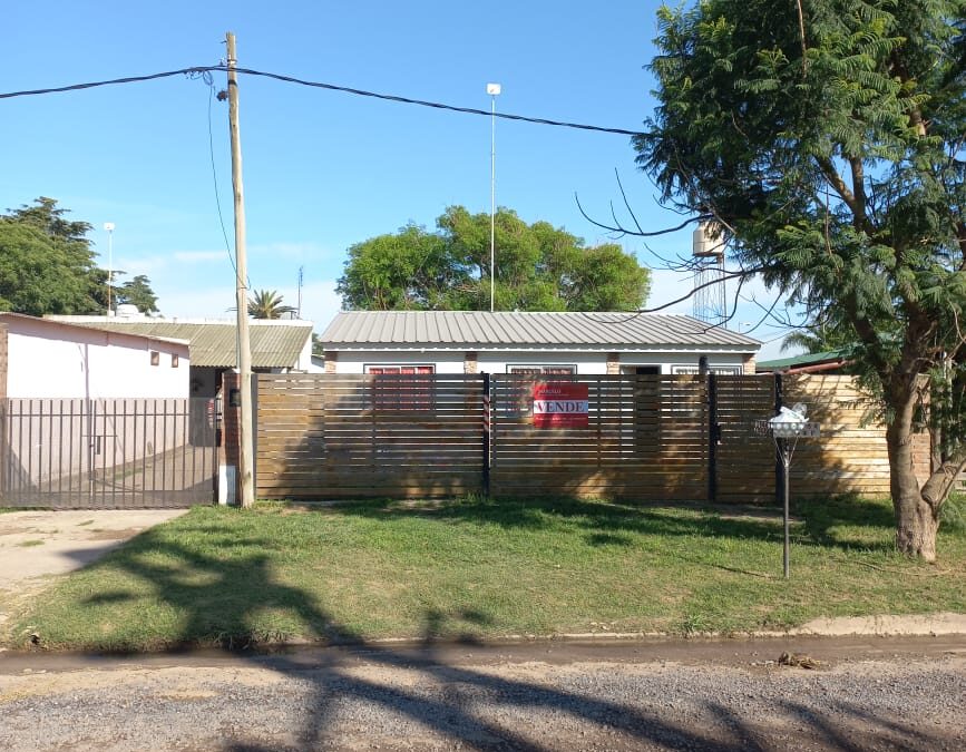 Casa de 3 Dormitorios en Rincón de Pavón – Lote de 360 m²